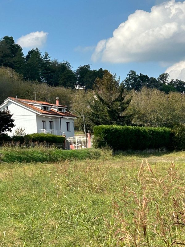 casa indipendente in vendita ad Asti