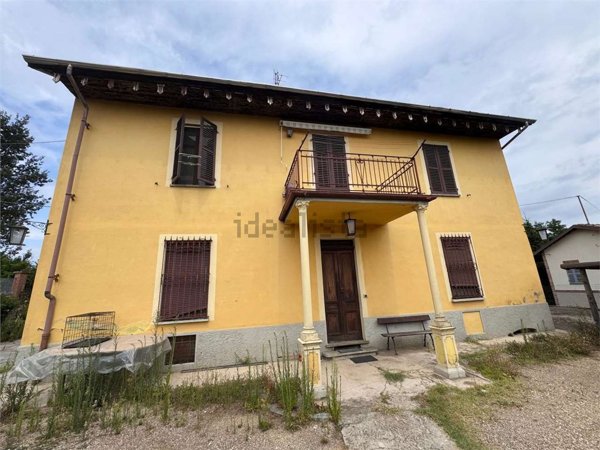 casa indipendente in vendita ad Asti