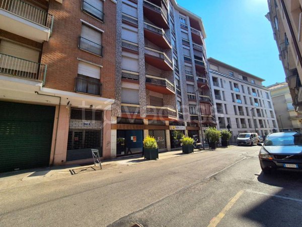 appartamento in vendita ad Asti in zona Corso Dante
