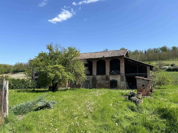 casale in vendita ad Asti