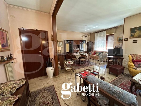 appartamento in vendita ad Asti in zona Manzoni