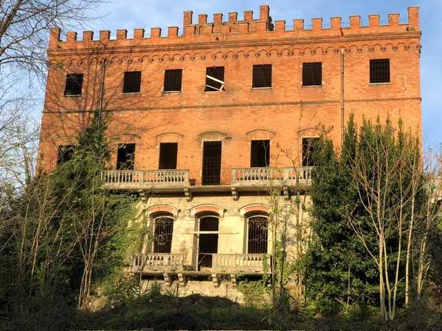 villa in vendita ad Asti