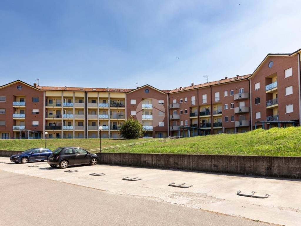 appartamento in vendita ad Asti in zona Quarto