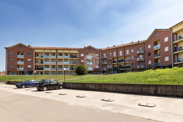 appartamento in vendita ad Asti in zona Quarto