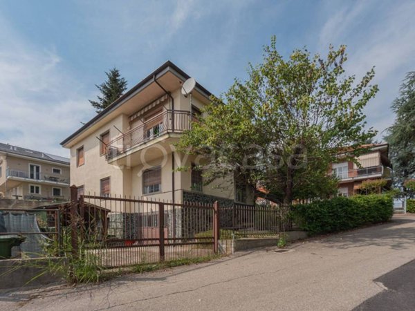 casa indipendente in vendita ad Asti