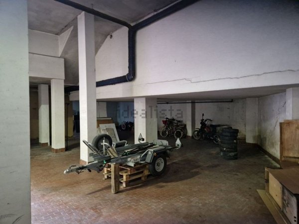 locale di sgombero in vendita ad Asti