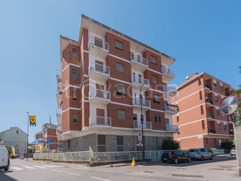 appartamento in vendita ad Asti in zona Centro Città