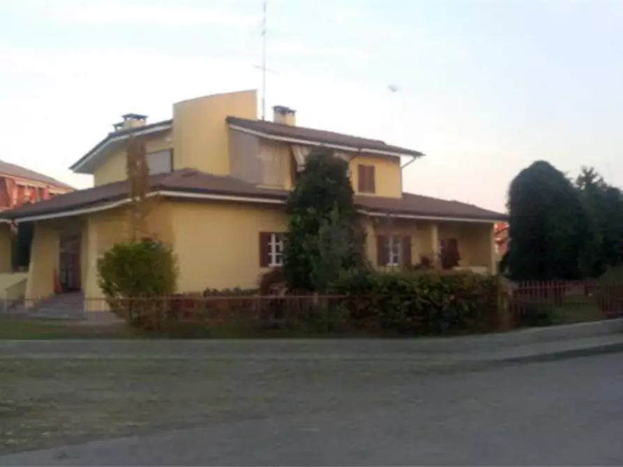 casa indipendente in vendita ad Asti