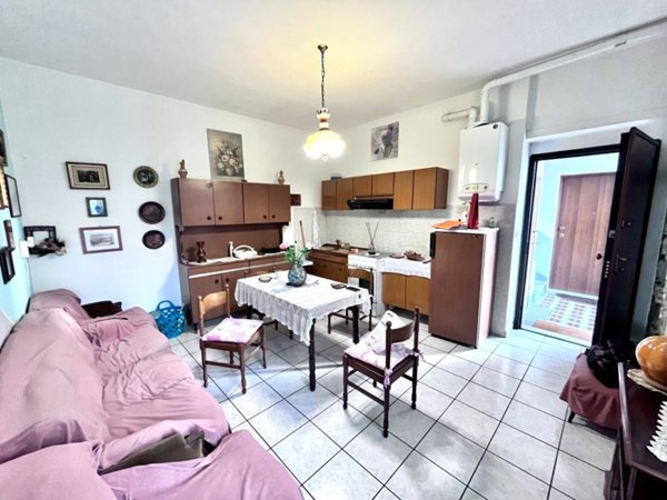 appartamento in vendita ad Asti in zona Castiglione