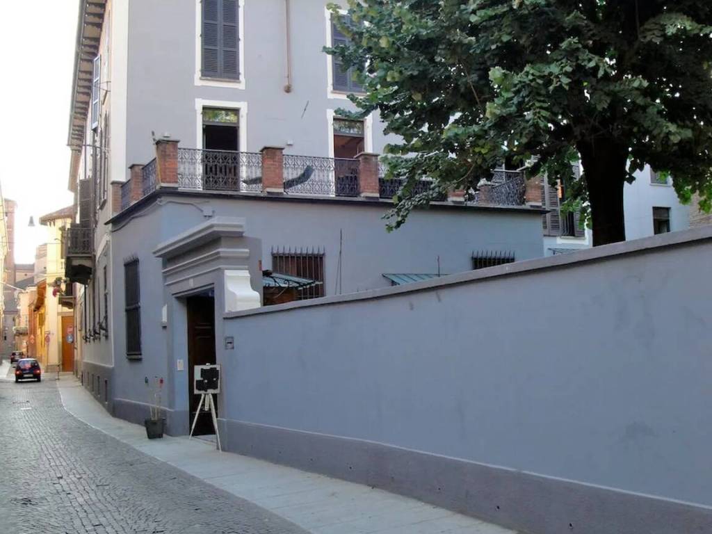 villa in vendita ad Asti in zona Centro Città