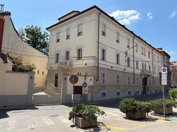 appartamento in vendita ad Asti in zona Centro Città