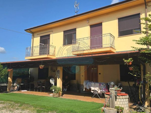 casa indipendente in vendita ad Asti