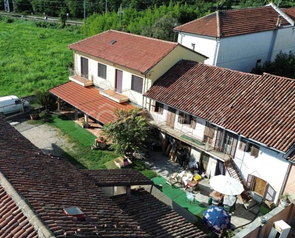 casa indipendente in vendita ad Asti
