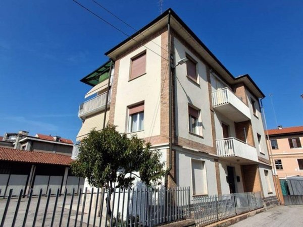 appartamento in vendita ad Asti