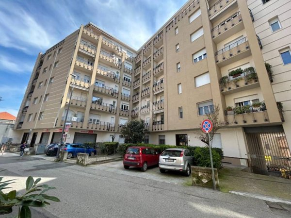 appartamento in vendita ad Asti in zona Corso Dante
