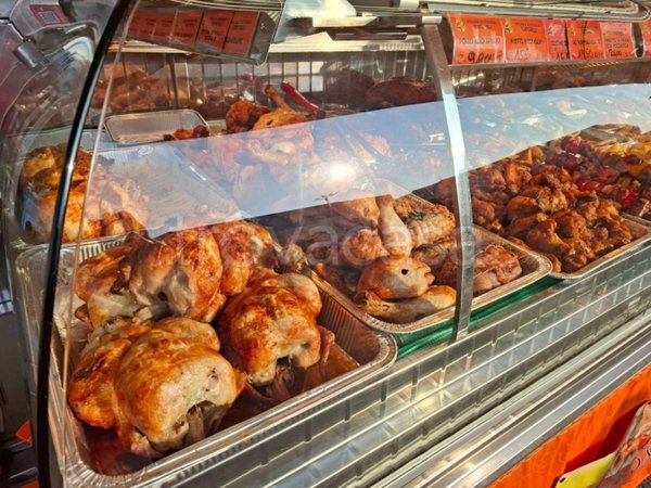 negozio in vendita ad Asti