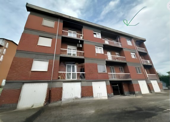 appartamento in vendita ad Asti in zona Variglie