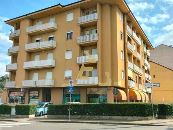 appartamento in vendita ad Asti in zona Quarto