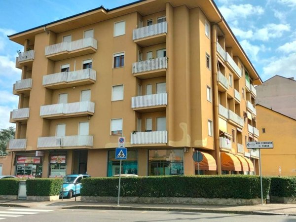 appartamento in vendita ad Asti in zona Castiglione