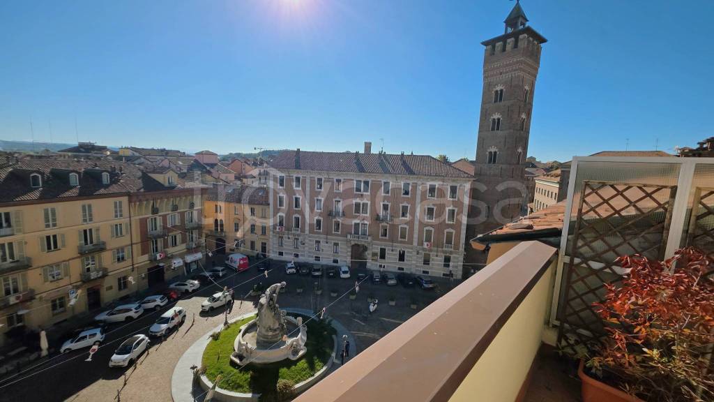 appartamento in vendita ad Asti in zona Centro Città