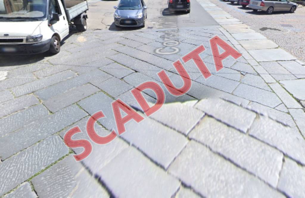 negozio in vendita ad Asti in zona Centro Città