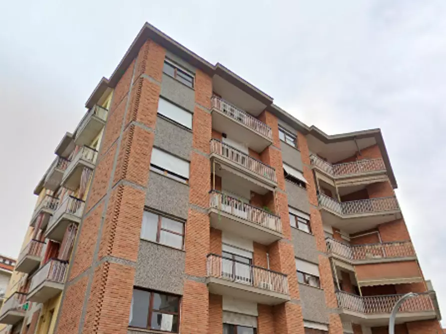 appartamento in vendita ad Asti in zona Quarto