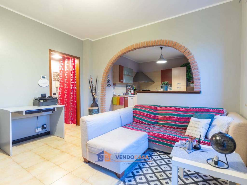 appartamento in vendita ad Asti in zona Valenzani