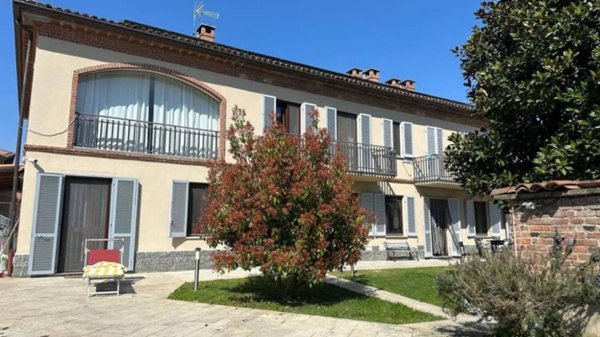 casa indipendente in vendita ad Asti