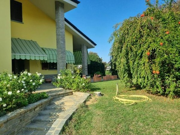 casa indipendente in vendita ad Asti