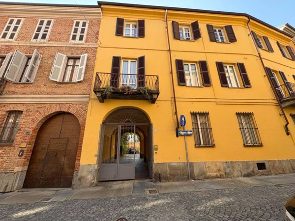 appartamento in vendita ad Asti in zona Centro Città