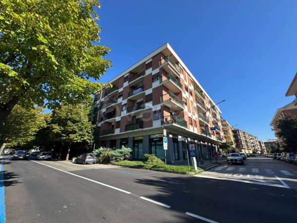 appartamento in vendita ad Asti in zona Corso Dante