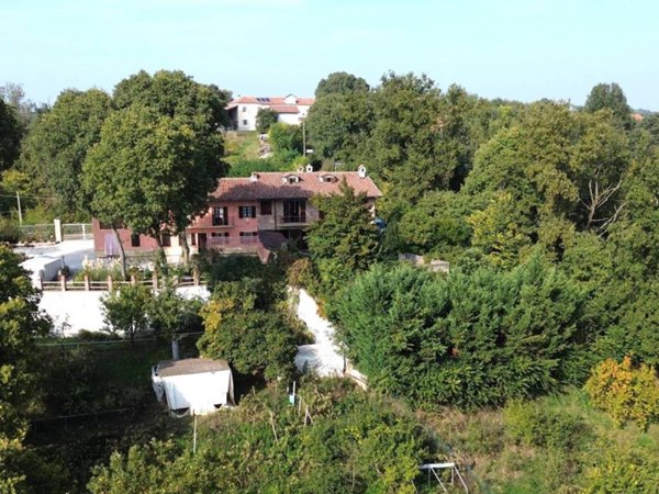 casa indipendente in vendita ad Asti in zona San Grato