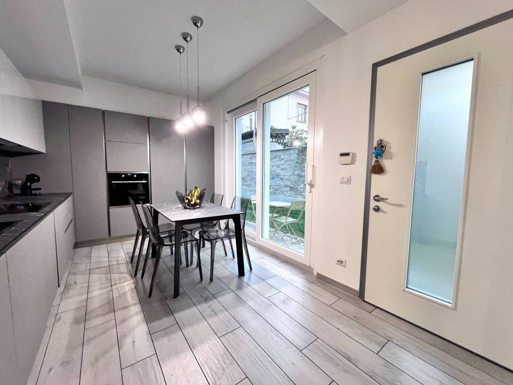 casa indipendente in vendita ad Asti