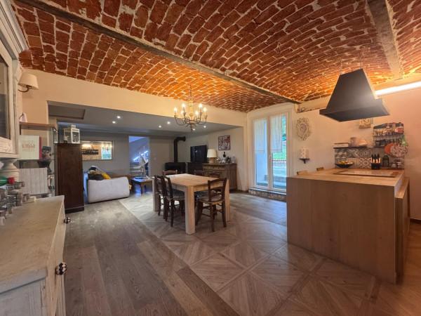 casa indipendente in vendita ad Asti