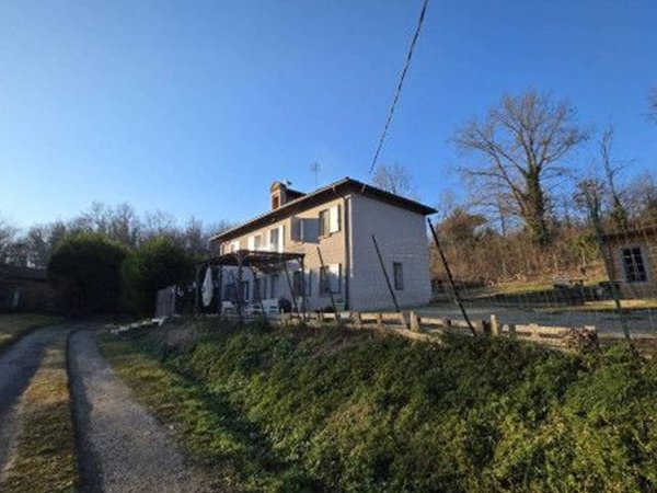 casa indipendente in vendita ad Asti