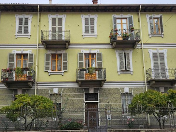appartamento in vendita ad Asti in zona Corso Volta