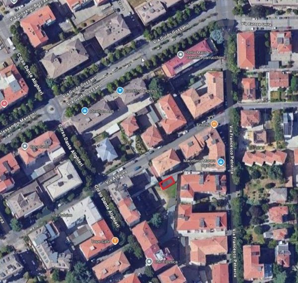 locale commerciale in vendita ad Asti