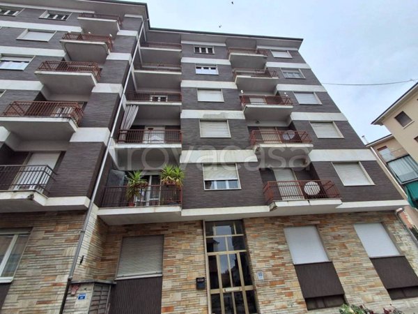 appartamento in vendita ad Asti