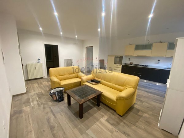 appartamento in vendita ad Asti in zona Via Pietro Micca