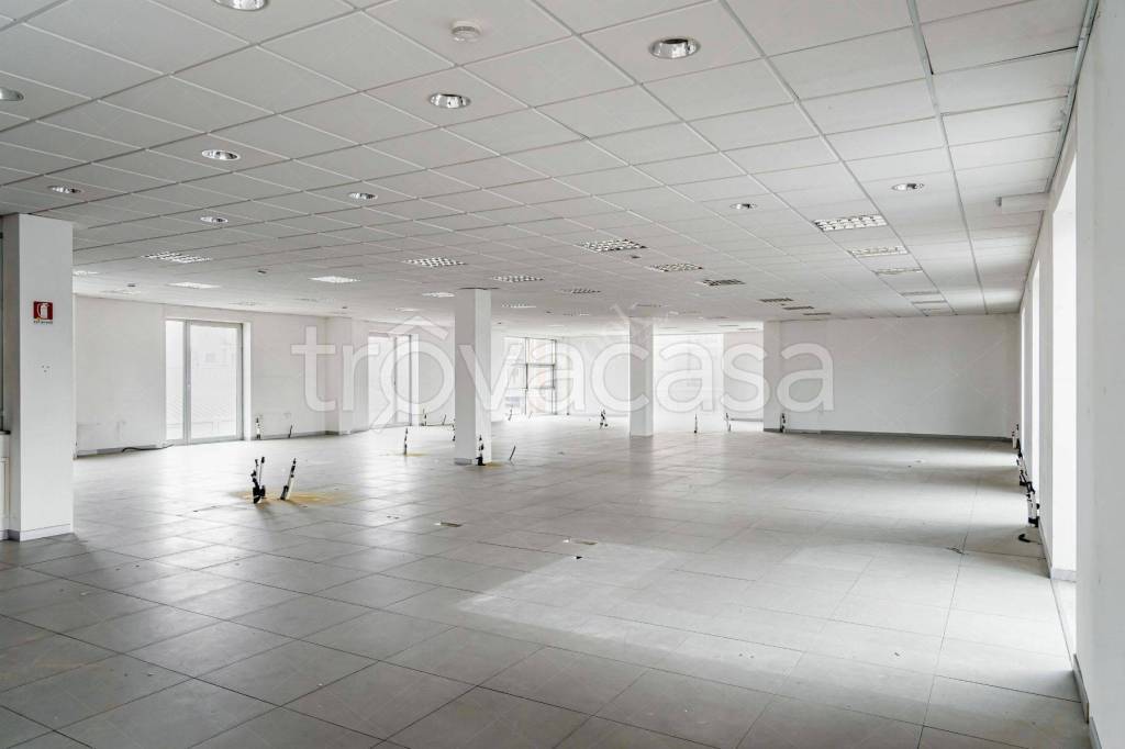 appartamento in vendita ad Asti in zona Pilone