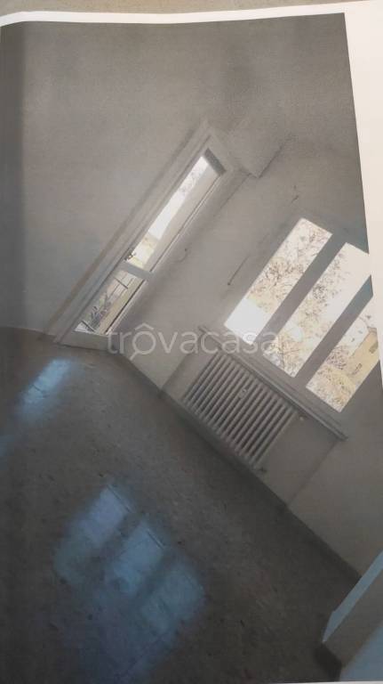 appartamento in vendita ad Asti in zona Valmanera