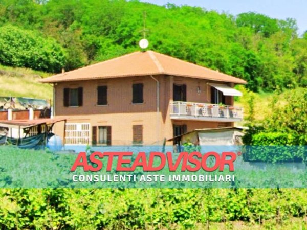 casa indipendente in vendita ad Asti in zona Variglie