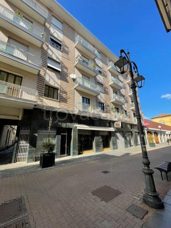 appartamento in vendita ad Asti in zona Centro Città