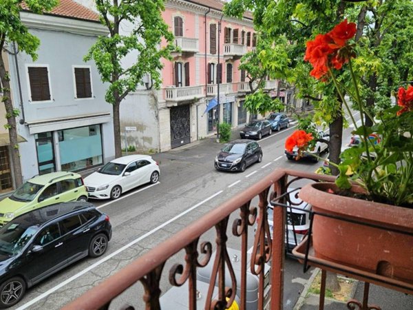 appartamento in vendita ad Asti in zona Centro Città