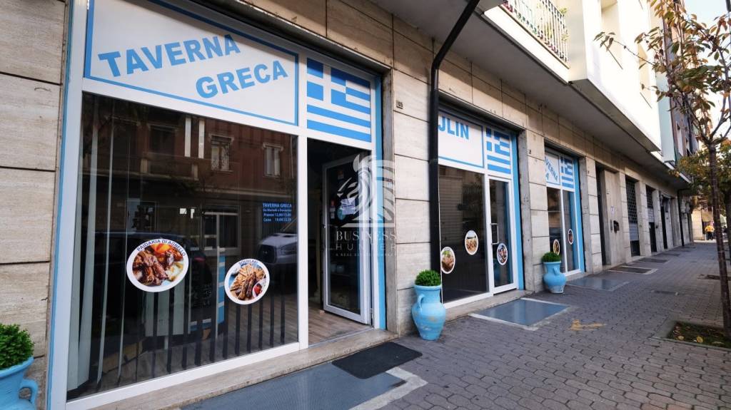 negozio in vendita ad Asti