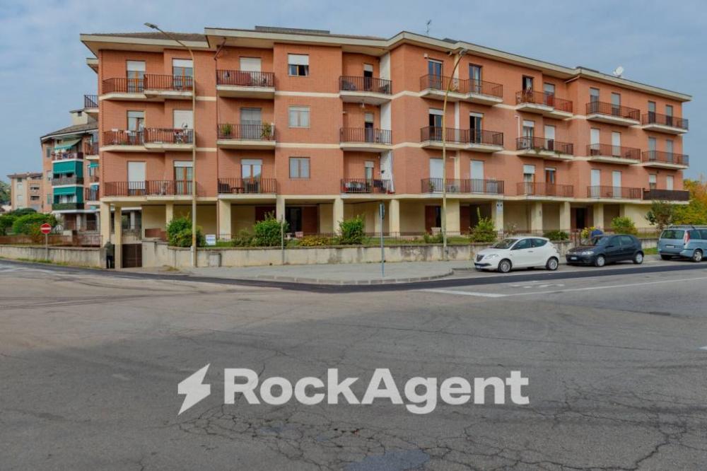 appartamento in vendita ad Asti in zona Corso Casale