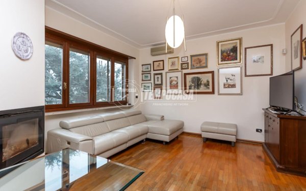 appartamento in vendita ad Asti in zona Castiglione