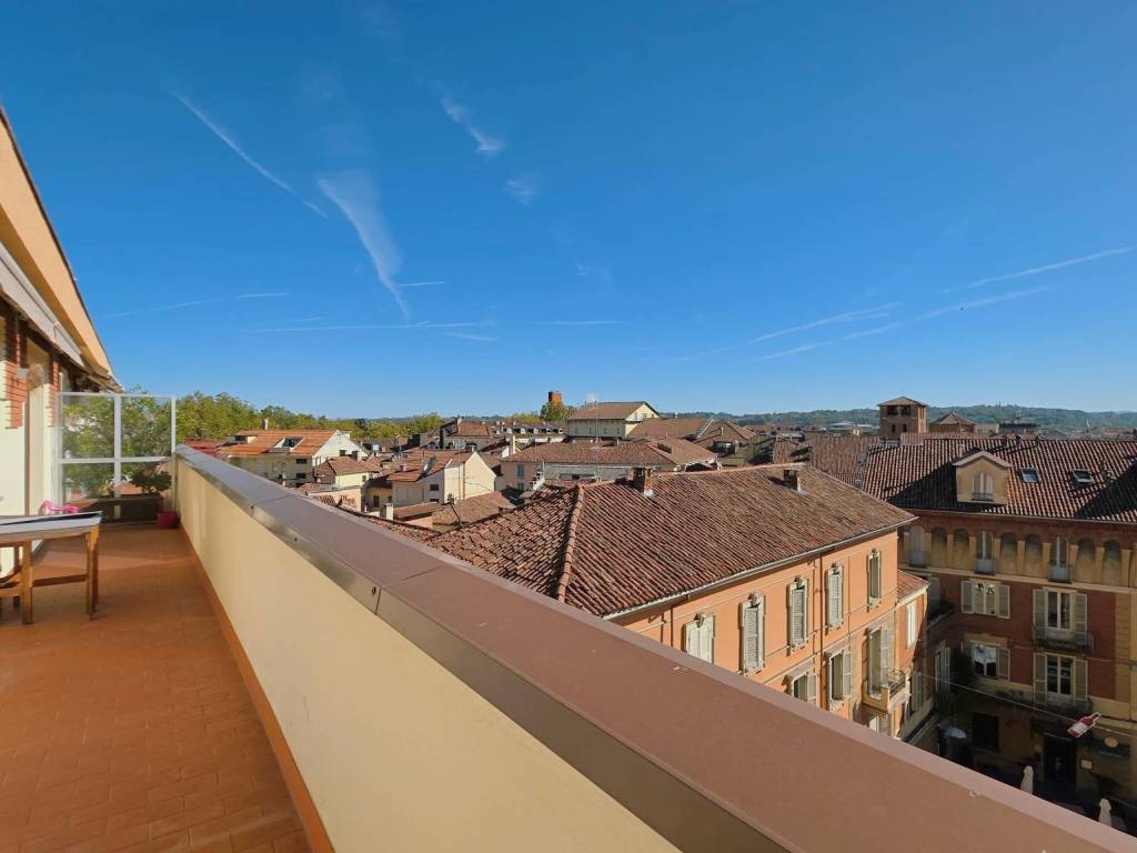 appartamento in vendita ad Asti in zona Centro Città