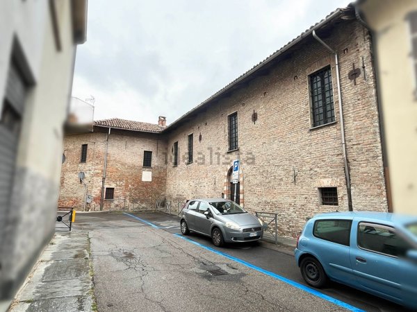 casa indipendente in vendita ad Asti