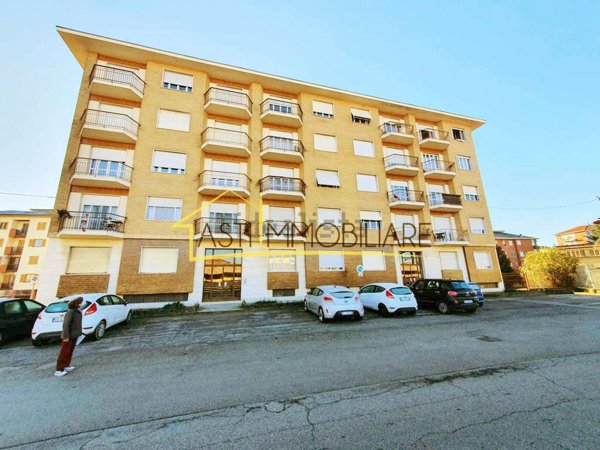 appartamento in vendita ad Asti in zona Centro Città